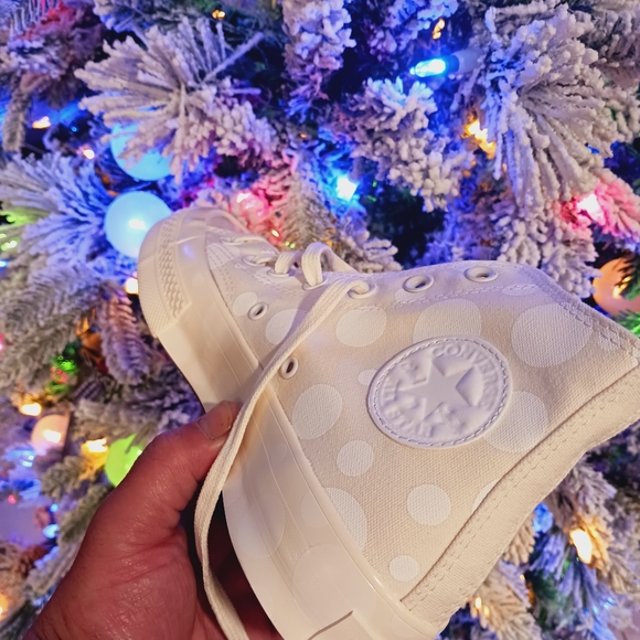 Converse Exclusive Polk-A-Dot Chuck 70  Shoes Size 10 for Women - Picture 8 of 12